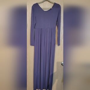sz L NWOT Long Sleeve Maxi Dress